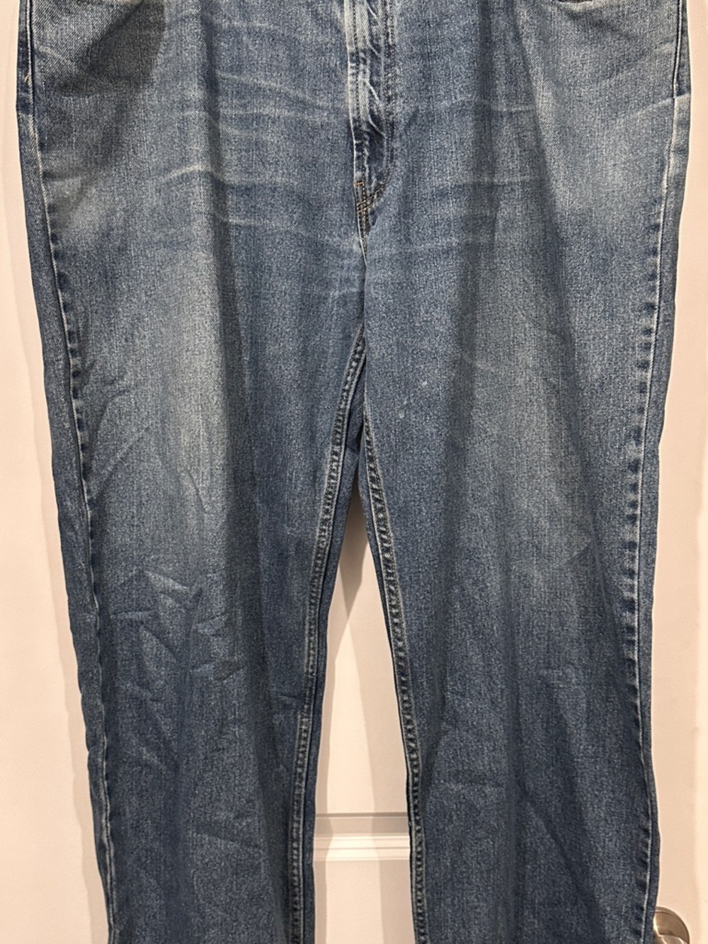 Vintage Men’s Levi's 550 Relaxed Fit Jean 44x32